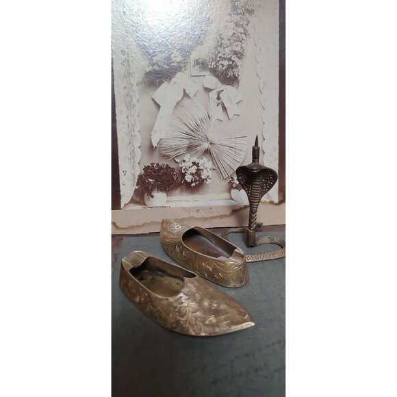 Set Of Vintage Brass Asian Slippers | Etched | Shelf Decor - Picture 9 of 10